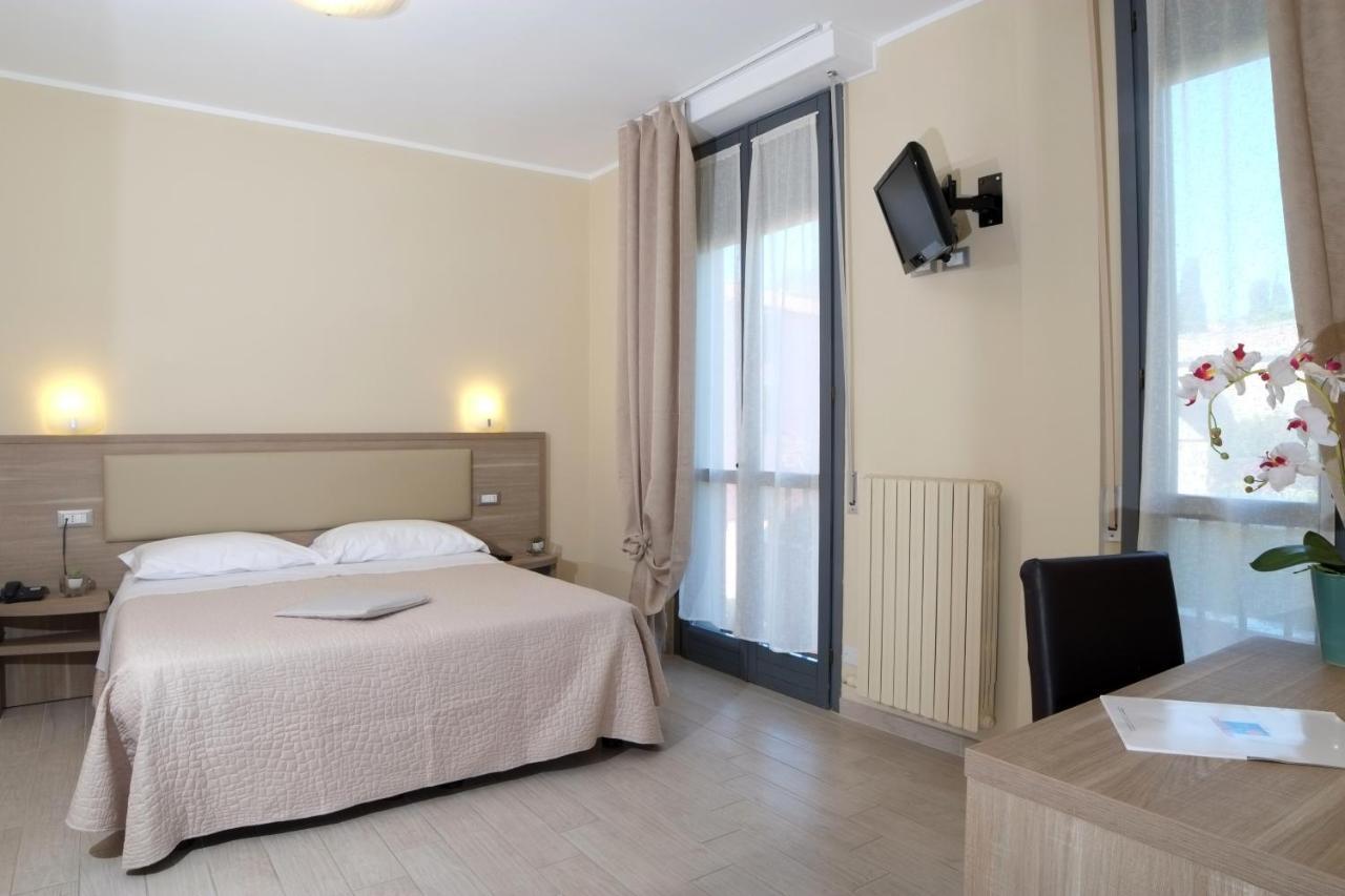 Villa Gioiosa Ντιάνο Μαρίνα Εξωτερικό φωτογραφία